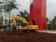 Mesin Eskavator Proyek Turab Kali Cisadane Dicuri Maling Mesin Eskavator Proyek Turab Kali Cisadane Dicuri Maling