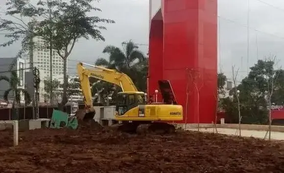 Mesin Eskavator Proyek Turab Kali Cisadane Dicuri Maling Mesin Eskavator Proyek Turab Kali Cisadane Dicuri Maling