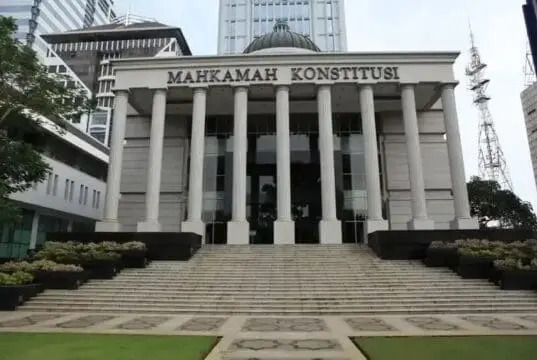 Mahkamah Konstitusi Tolak Gugatan Ikhsan Modjo dan Arsid Mahkamah Konstitusi Tolak Gugatan Ikhsan Modjo dan Arsid