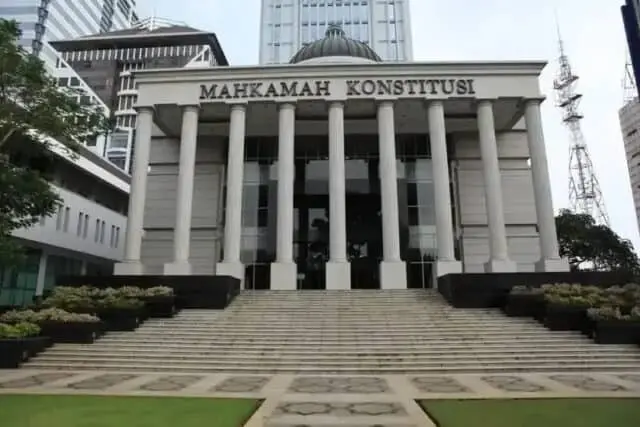Mahkamah Konstitusi Tolak Gugatan Ikhsan Modjo dan Arsid Mahkamah Konstitusi Tolak Gugatan Ikhsan Modjo dan Arsid