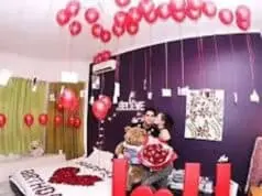 Al Ghazali Beri Kejutan Romantis Untuk Kekasihnya di Kamar Tidur, Netter: Kaya Suami Istri Aja Al Ghazali Beri Kejutan Romantis Untuk Kekasihnya di Kamar Tidur, Netter: Kaya Suami Istri Aja