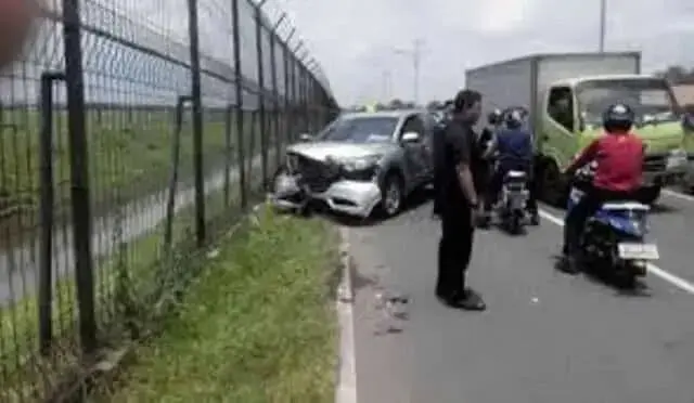 Rano Karno Ajak Berdamai Secara Kekeluargaan Kepada Korban Tabrakan Putranya Rano Karno Ajak Berdamai Secara Kekeluargaan Kepada Korban Tabrakan Putranya