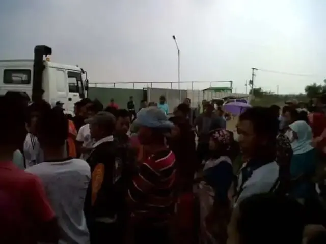 Limbah Pabrik, Puluhan Warga Ciruas Serang Demo PT Shiva Sakti Stell Limbah Pabrik, Puluhan Warga Ciruas Serang Demo PT Shiva Sakti Stell