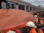 Lima Warga Banten Jadi Korban Kecelakaan Maut KRL Vs Metro Mini Angke Lima Warga Banten Jadi Korban Kecelakaan Maut KRL Vs Metro Mini Angke