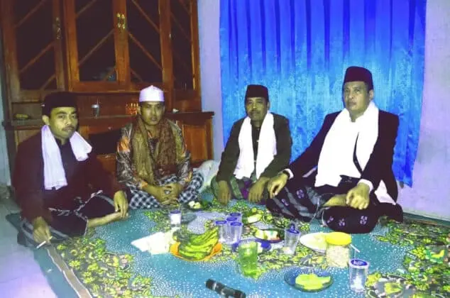 ISRA&rsquo; MI&rsquo;RAJ DAN MOMENTUM KONSOLIDASI PARA KIAI