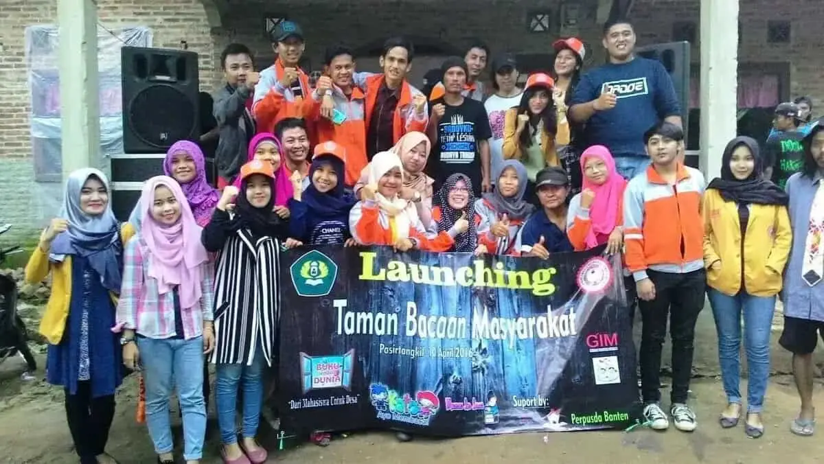Mahasiswa STIE Bina Bangsa Serang dan STIA Wasilatul Falah Rangkasbitung Luncurkan Tiga TBM