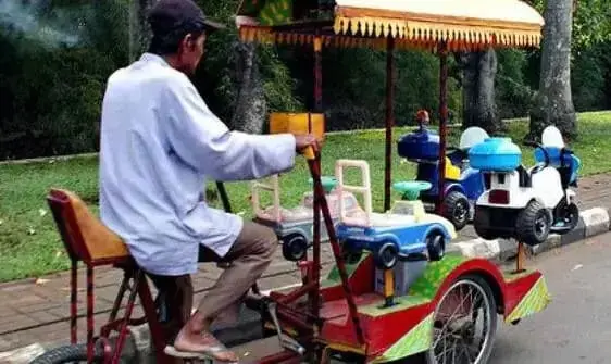 Empat Bocah Perempuan Dicabuli Tukang Odong-odong di Cilegon Empat Bocah Perempuan Dicabuli Tukang Odong-odong di Cilegon