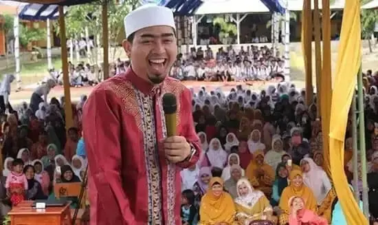 Gagal Ceramah, Wahidin Halim Sarankan Ustadz Solmed Introspeksi Dan Istighfar Gagal Ceramah, Wahidin Halim Sarankan Ustadz Solmed Introspeksi Dan Istighfar