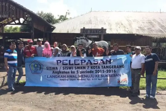 SMKN 7 Kota Tangerang Hasilkan Alumni Berkualitas SMKN 7 Kota Tangerang Hasilkan Alumni Berkualitas dan Siap Berkompetisi di Dunia Kerja