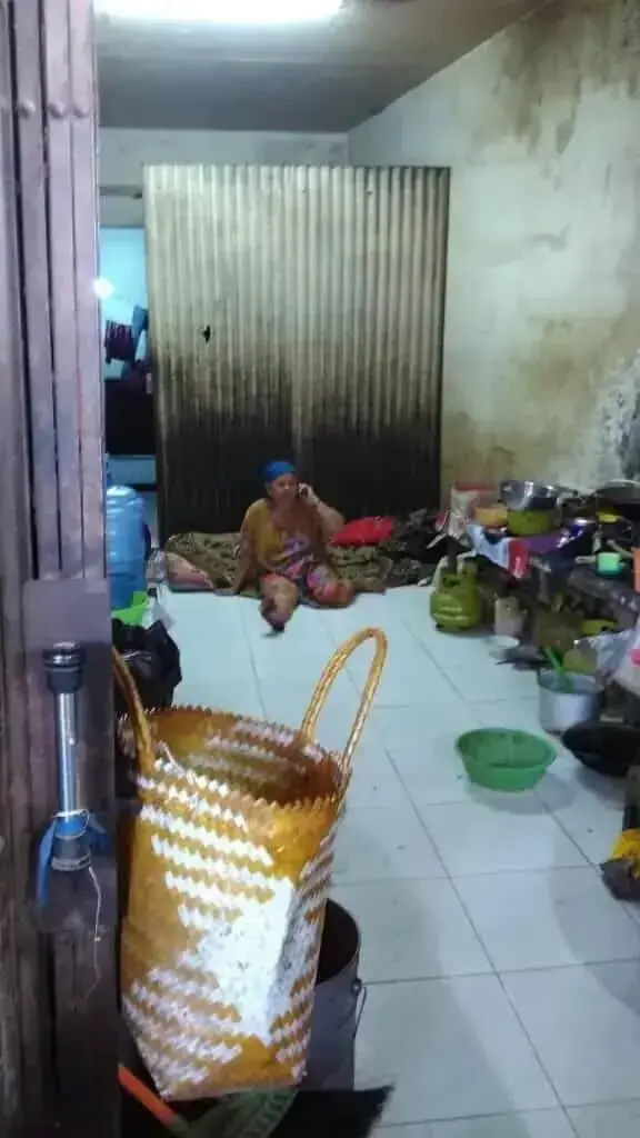 Dirazia Satpol PP, Pedagang Warteg Raih Simpati Donasi Hingga 200 Juta Lebih