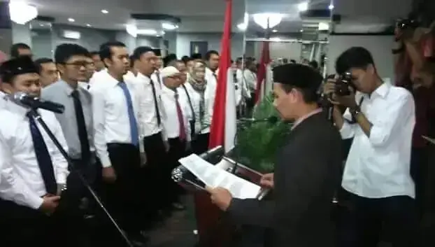 KPU Kota Tangerang Resmi Lantik 65 Anggota PPK KPU Kota Tangerang Resmi Lantik 65 Anggota PPK