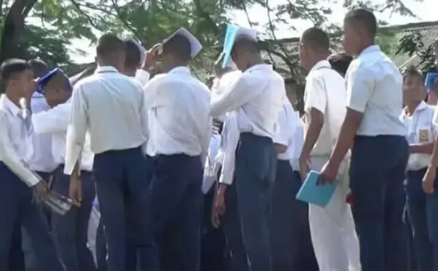 Meski Dilarang, SMKN 2 Kota Serang Gelar Perpeloncoan Gunduli dan Jemur Siswa Meski Dilarang, SMKN 2 Kota Serang Gelar Perpeloncoan Gunduli dan Jemur Siswa