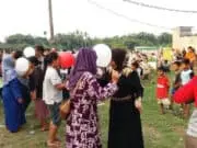 Warga Desa Cirarab Antusias Ikut Perlombaan HUT Kemerdekaan RI ke-71 Warga Desa Cirarab Antusias Ikut Perlombaan HUT Kemerdekaan RI ke-71