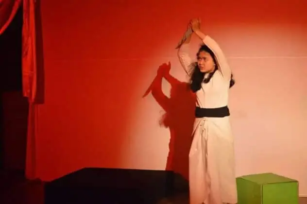 Aroma Eksistensialisme dan Absurditas dalam Pentas Teater &ldquo;Perempuan Pembunuh Tuhan&rdquo;