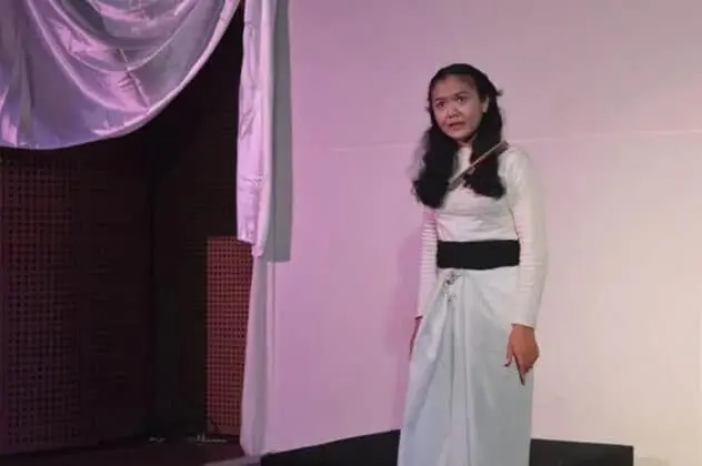 Aroma Eksistensialisme dan Absurditas dalam Pentas Teater &ldquo;Perempuan Pembunuh Tuhan&rdquo;