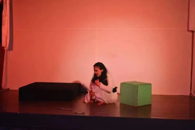 Aroma Eksistensialisme dan Absurditas dalam Pentas Teater &ldquo;Perempuan Pembunuh Tuhan&rdquo;