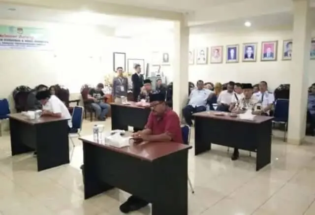 WH-Andika dan Rano-Embay Jalani Tes Kesehatan di Rumah Sakit Dradjat Prawiranegara WH-Andika dan Rano-Embay Jalani Tes Kesehatan di Rumah Sakit Dradjat Prawiranegara