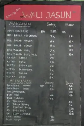 Gerobak Wali Jasun Kang Karjo Sajikan Kuliner Tradisional Khas Tangerang
