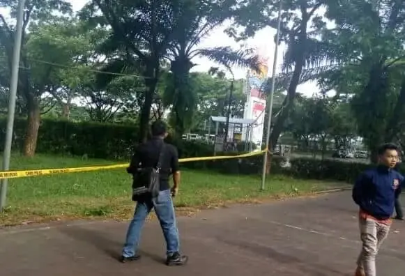 Sandy Tewas Kesetrum Saat Rayakan Ulang Tahun Sandy Tewas Kesetrum Saat Rayakan Ulang Tahun