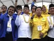 Ribuan Massa Padati Deklarasi Pasangan WH-Andika Sebagai Calon Gubernur dan Wagub Banten Ribuan Massa Padati Deklarasi Pasangan WH-Andika Sebagai Calon Gubernur dan Wagub Banten