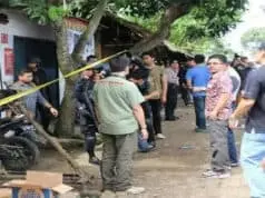 Tukang Servis HP Ditangkap Densus 88 Terduga Teroris di Baros Tukang Servis HP Ditangkap Densus 88 Terduga Teroris di Baros