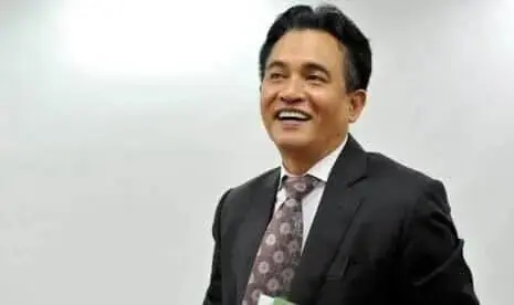 YUSRIL: BERI KESEMPATAN KEPADA POLRI UNTUK MENANGANI DUGAAN PENISTAAN AGAMA YANG DIDUGA DILAKUKAN AHOK SECARA ADIL DAN OBYEKTIF YUSRIL: BERI KESEMPATAN KEPADA POLRI UNTUK MENANGANI DUGAAN PENISTAAN AGAMA YANG DIDUGA DILAKUKAN AHOK SECARA ADIL DAN OBYEKTIF