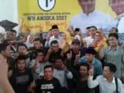 Tim Relawan WH-Andika Gotong Royong Menangkan Nomor Urut Satu Tim Relawan WH-Andika Gotong Royong Menangkan Nomor Urut Satu