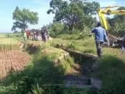 Petani Sindang Jaya Tangerang Tuntut Ganti Rugi Terkait Pembangunan Jalan Petani Sindang Jaya Tangerang Tuntut Ganti Rugi Terkait Pembangunan Jalan