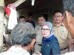 Mendapati Warganya yang Sakit, Bupati Lebak Langsung Menelepon Kepala Dinas Kesehatan Mendapati Warganya yang Sakit, Bupati Lebak Langsung Menelepon Kepala Dinas Kesehatan