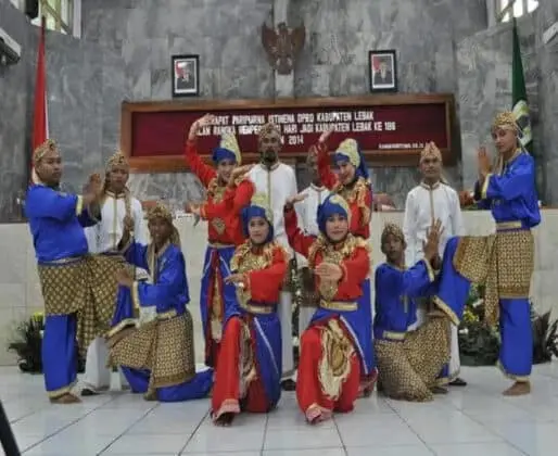 Sanggar Lebak Membara: Merawat Tradisi &ndash; Meruwat Generasi