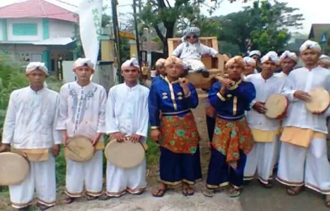 Sanggar Lebak Membara: Merawat Tradisi &ndash; Meruwat Generasi