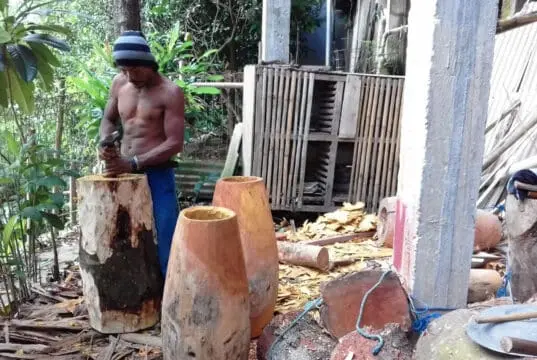 Sanggar Putra Panglipur: Gelora Kreatifitas dan Kerajinan Kendang Sanggar Putra Panglipur: Gelora Kreatifitas dan Kerajinan Kendang