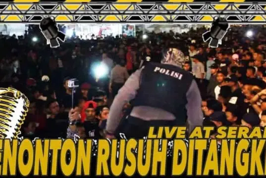 Manggung di Acara Banten Indie Clothing, Young Lex Emosi Keluarkan Kata Binatang ke Penonton Manggung di Acara Banten Indie Clothing, Young Lex Emosi Keluarkan Kata Binatang ke Penonton