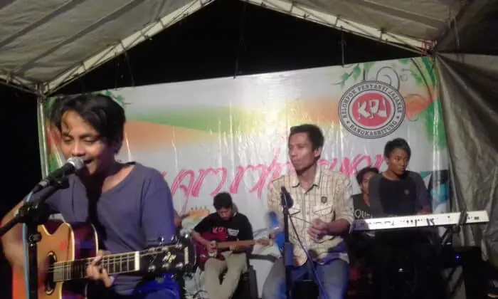 Menumbuhkan Ekonomi Kreatif di Kalangan Komunitas Pemuda