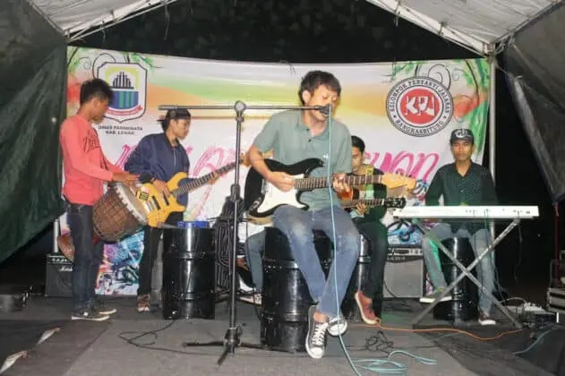 Menjadi Tamu Istimewa di Acara Musik Anak Muda, Warga Baduy Cibeo: Kami Dilarang Adat Naik ke Panggung