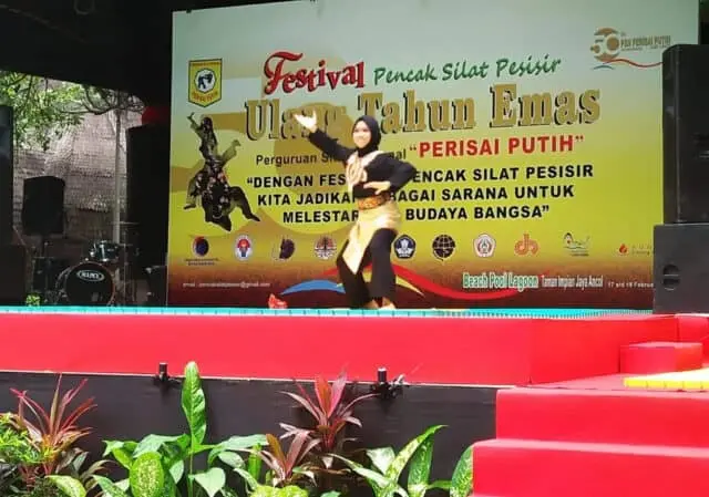 Ukir Prestasi di Festival Pencak Silat Pesisir, Sanggar Putra Panglipur Boyong Empat Piala Ukir Prestasi di Festival Pencak Silat Pesisir, Sanggar Putra Panglipur Boyong Empat Piala