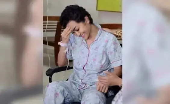 Julia Perez Disuntik Morfin untuk Redam Rasa Sakit Julia Perez Disuntik Morfin untuk Redam Rasa Sakit