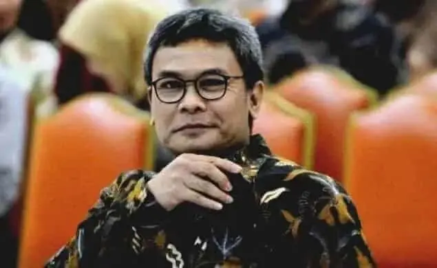 Presiden Joko Widodo Hormati Putusan DPR soal Komisioner Baru KPU dan Bawaslu Presiden Joko Widodo Hormati Putusan DPR soal Komisioner Baru KPU dan Bawaslu