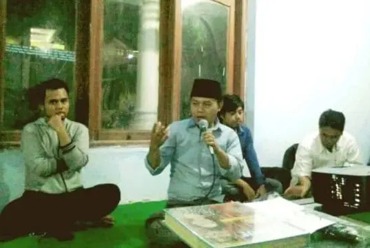 Kajian Sejarah Regen Boncel jadi Episentrum Pertama di Rafe’i Ali Institute Kajian Sejarah Regen Boncel jadi Episentrum Pertama di Rafe’i Ali Institute