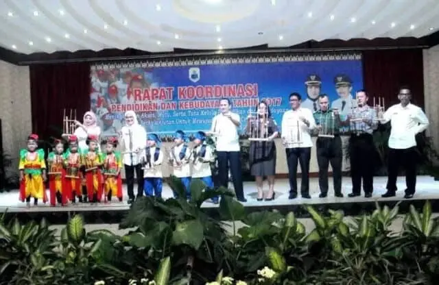 Resmikan Rakordikbud, Iti Octavia: Lebak Kekurangan 4000 Guru Resmikan Rakordikbud, Iti Octavia: Lebak Kekurangan 4000 Guru