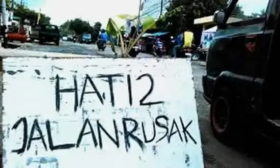 Pertengahan April Perbaikan Jalan Rusak di Pandeglang Dimulai Pertengahan April Perbaikan Jalan Rusak di Pandeglang Dimulai