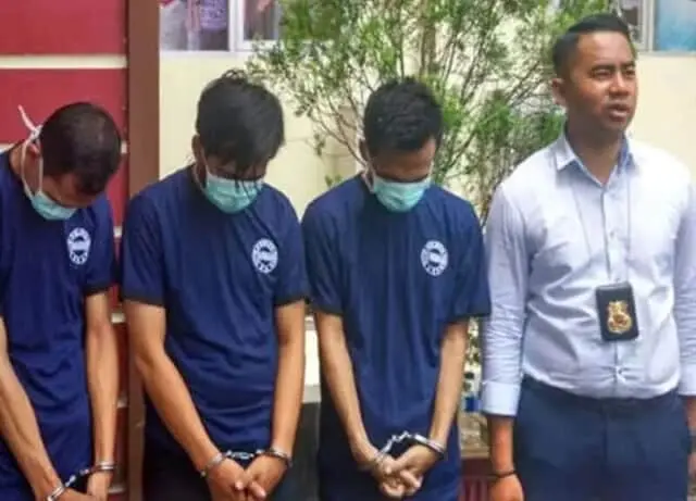 Polres Lebak Ringkus Penjual Kunci Jawaban UN Polres Lebak Ringkus Penjual Kunci Jawaban UN