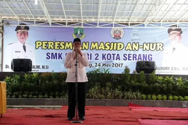Gubernur Banten Wahidin Halim meresmikan masjid An-Nur SMK Negeri 2 Kota Serang