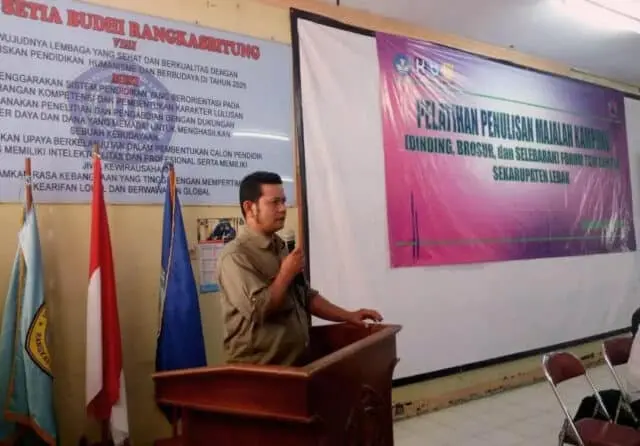 Pelatihan Jurnalis Kampung, DC Aryadi: Relawan TBM Sebagai Agen Perubahan Pelatihan Jurnalis Kampung, DC Aryadi: Relawan TBM Sebagai Agen Perubahan