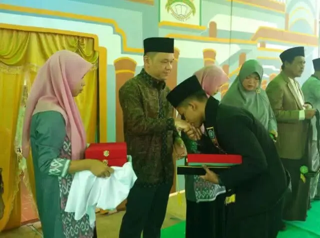 Ace Hasan: Pesantren Harus Mampu Hadapi Tantangan Zaman Ace Hasan: Pesantren Harus Mampu Hadapi Tantangan Zaman