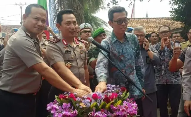 Kapolda Banten Resmikan Gedung Satpas SIM di Rajeg Tangerang Kapolda Banten Resmikan Gedung Satpas SIM di Rajeg Tangerang