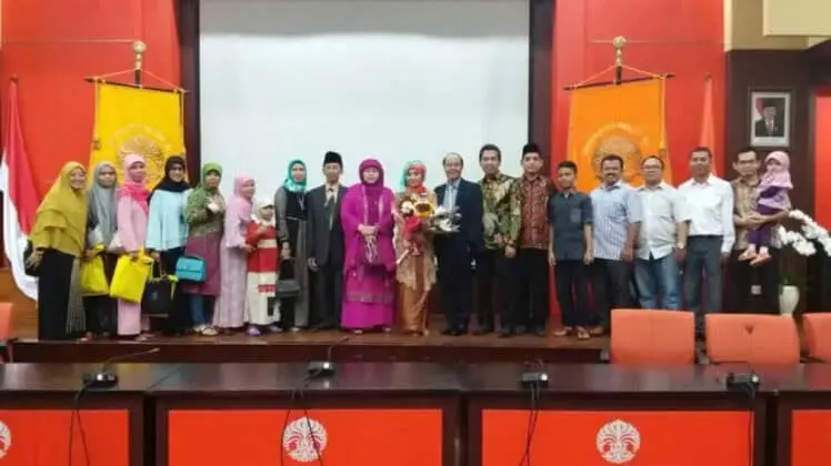 Raih Gelar Doktor Ilmu Kesejahteraan Sosial, Siti Napsiyah Ariefuzzaman Soroti Kasus Terorisme