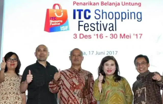 Closing Ceremony ITC Shopping Festival dan Lucky Draw Kegiatan 10.000 Kantong Darah Closing Ceremony ITC Shopping Festival dan Lucky Draw Kegiatan 10.000 Kantong Darah