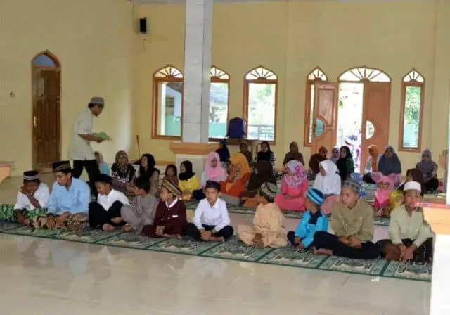 Bulan Suci Ramdhan, Ikatan Remaja Masjid Al-Falah Gelar Perlombaan Bulan Suci Ramdhan, Ikatan Remaja Masjid Al-Falah Gelar Perlombaan