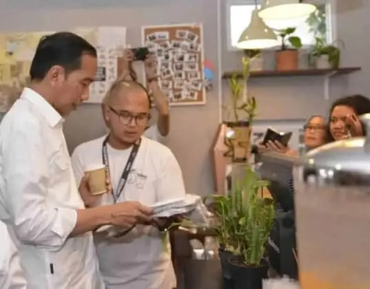 Presiden Jokowi Puji Anak Muda Kembangkan Brand Lokal